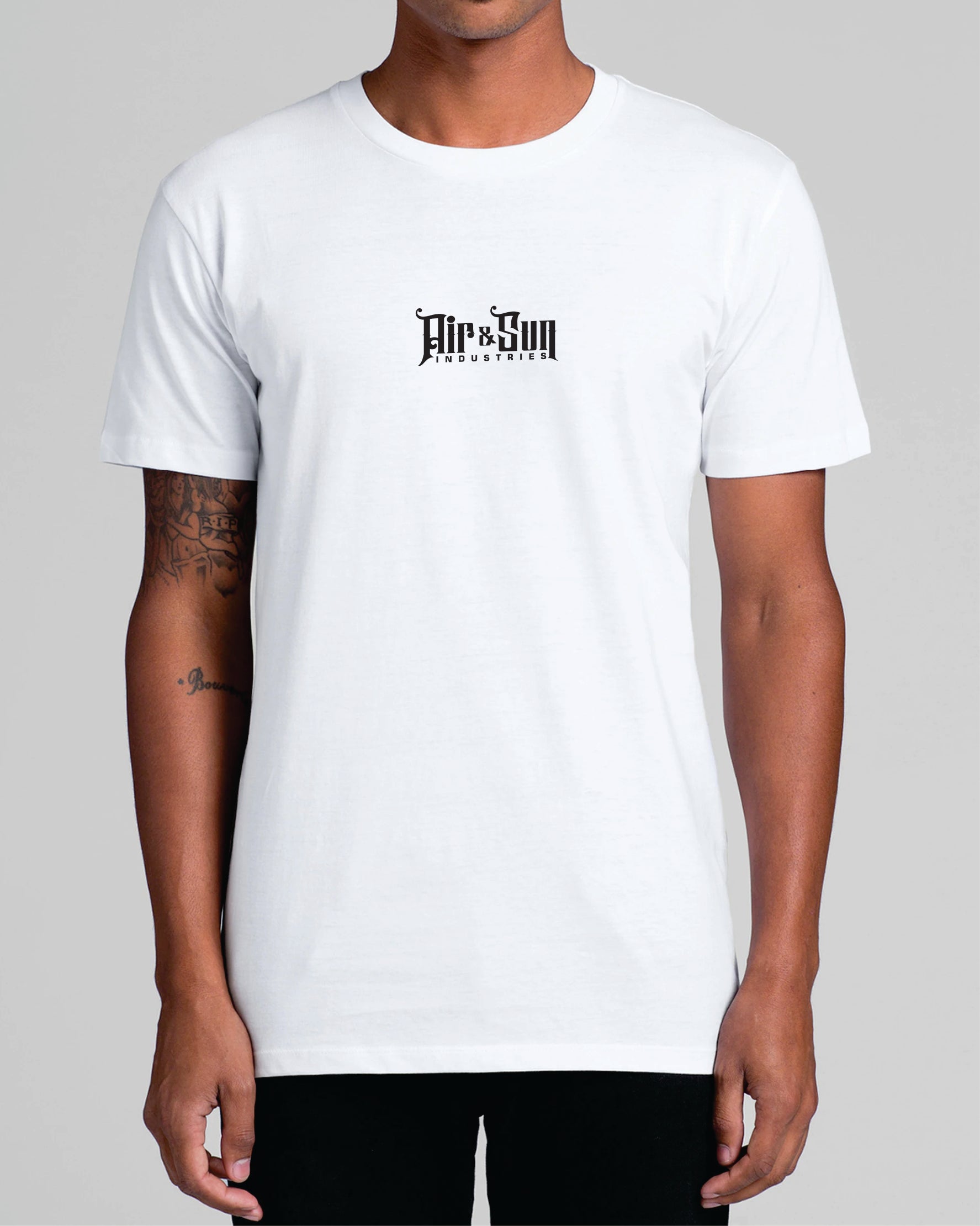 Gothic tee